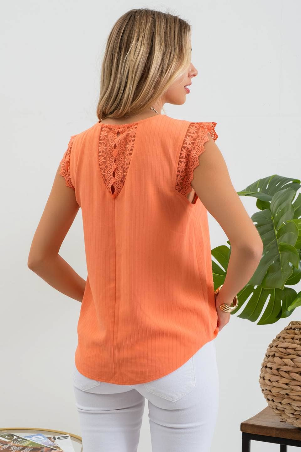 STRIPED SLEEVELESS V NECK LACE TRIM TOP: CANTALOUPE