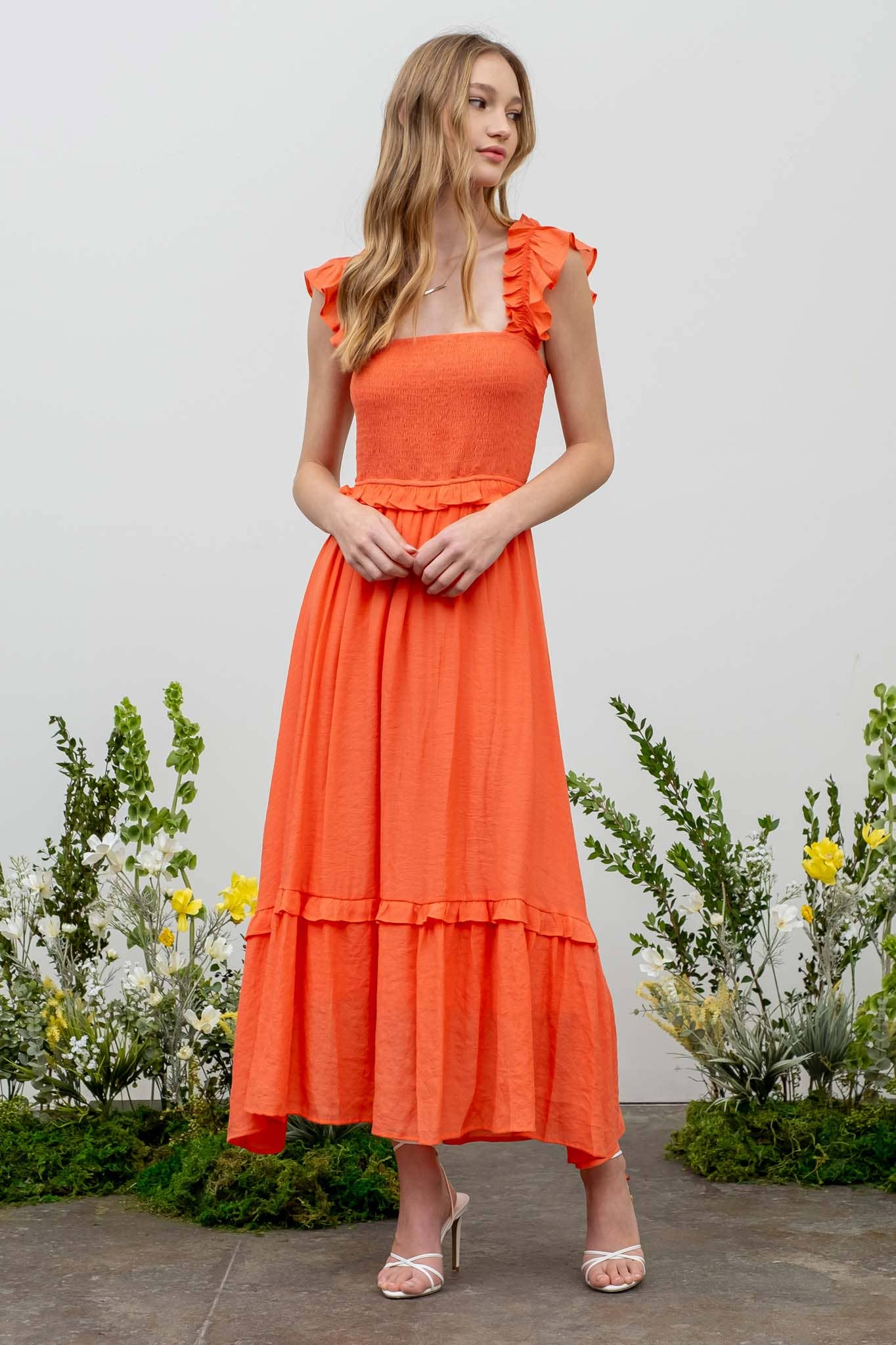 FLUTTER SLEEVE SMOCKED MIDI DRESS: ORANGE