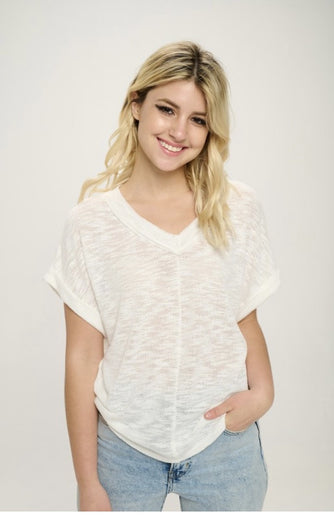 WHITE VNECK SHORT SLEEVE KNIT TOP